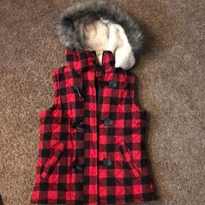 Women’s plaid target vest